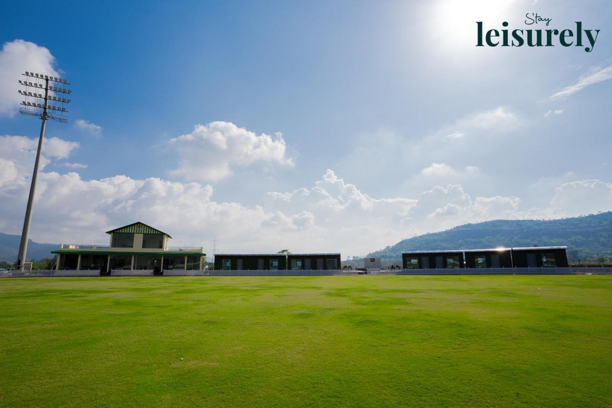 Stay Leisurely - Pavilion By The Hills, Lonavala - Stadium View Rooms Eksteriør bilde