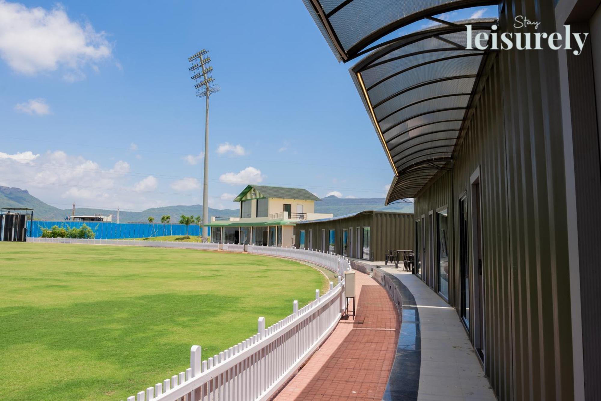 Stay Leisurely - Pavilion By The Hills, Lonavala - Stadium View Rooms Eksteriør bilde